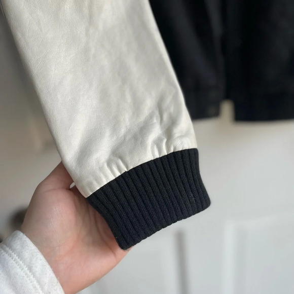 Vintage Varsity bomber jacket wool black and white streetwear timeless academia - Picture 3 of 9